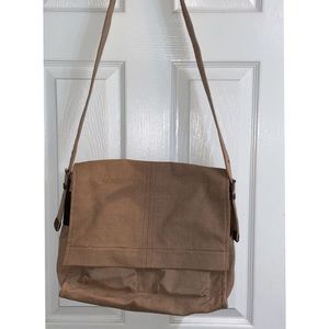 FOSSIL SHOULDER BAG!